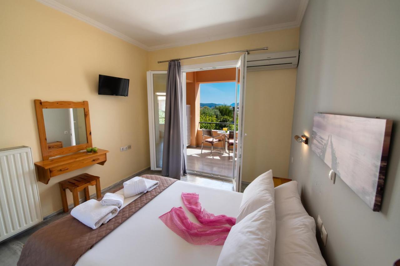 Artemis Pension By Imagine Lefkada Lygia  Exterior photo